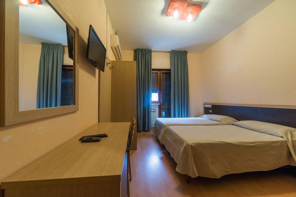 Hotel Del Camerlengo Fara San Martino Pokój zdjęcie