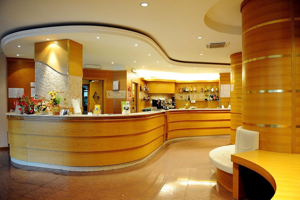 Hotel Del Camerlengo Fara San Martino Zewnętrze zdjęcie
